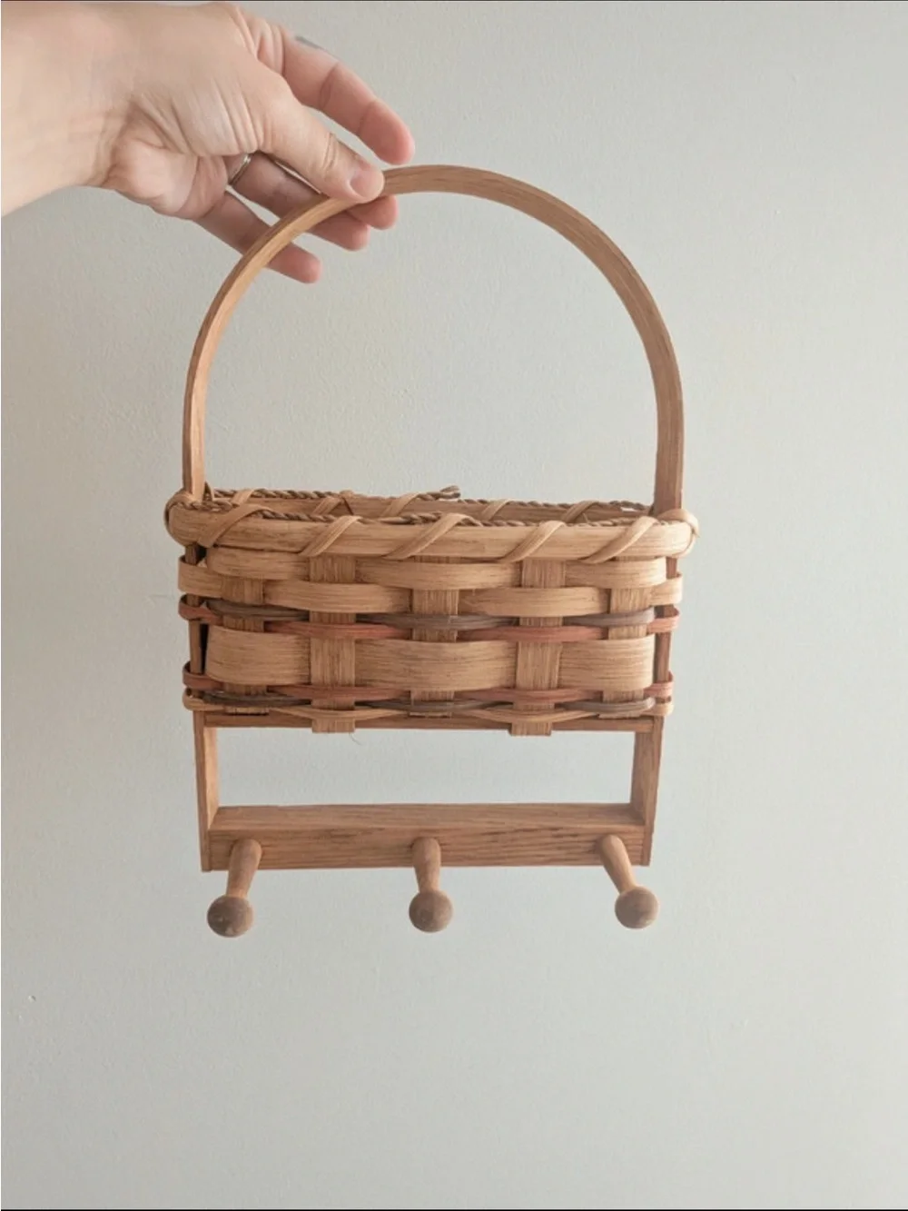 Natural Woven Basket Wall Hook - Tan